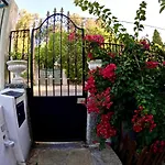 Vakantiehuis Flh Yucca House Carcavelos (Lisbon)