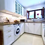 Vakantiehuis Flh Yucca House Carcavelos (Lisbon)