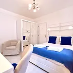 Vakantiehuis Flh Yucca House Carcavelos (Lisbon)