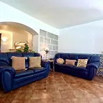 Flh Yucca House Carcavelos (Lisbon)