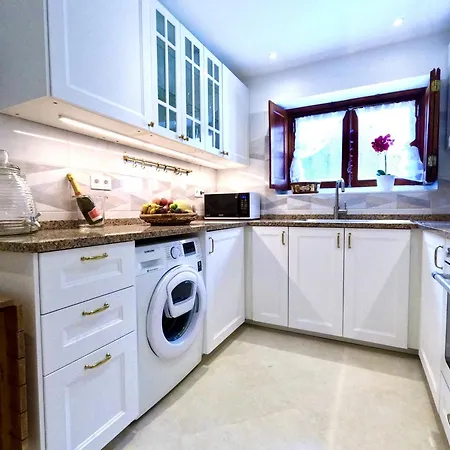 Semesterbostad Yucca House Carcavelos (Lisbon)