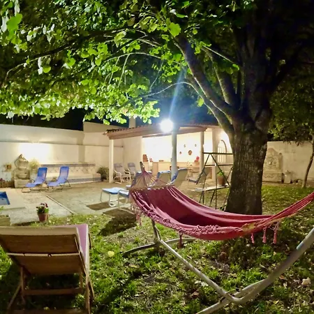 Semesterbostad Yucca House *