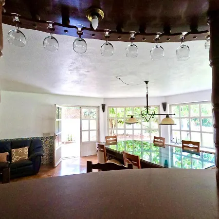 Сasa de vacaciones Yucca House