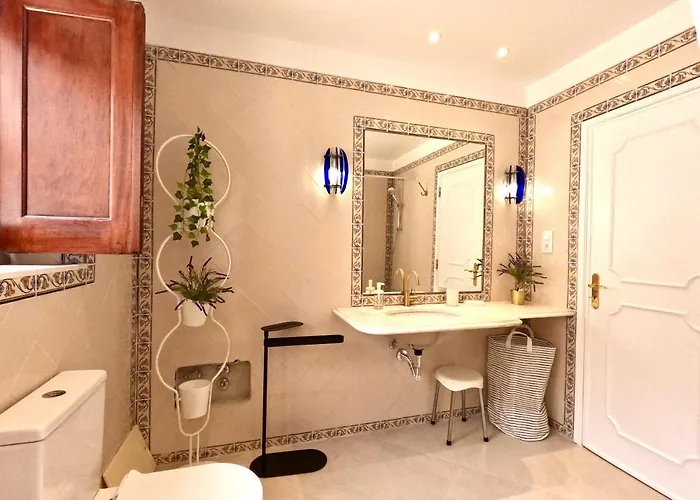 Flh Yucca House