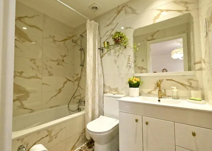 Flh Yucca House Carcavelos (Lisbon)