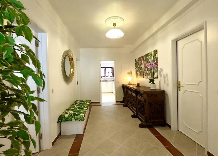 Flh Yucca House