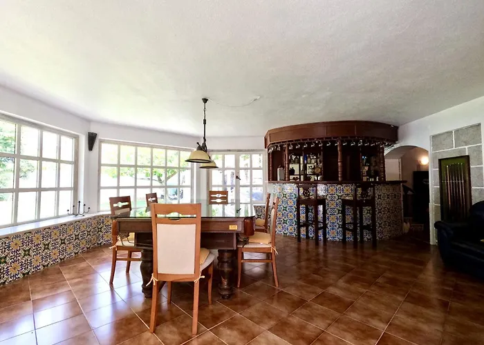 Flh Yucca House